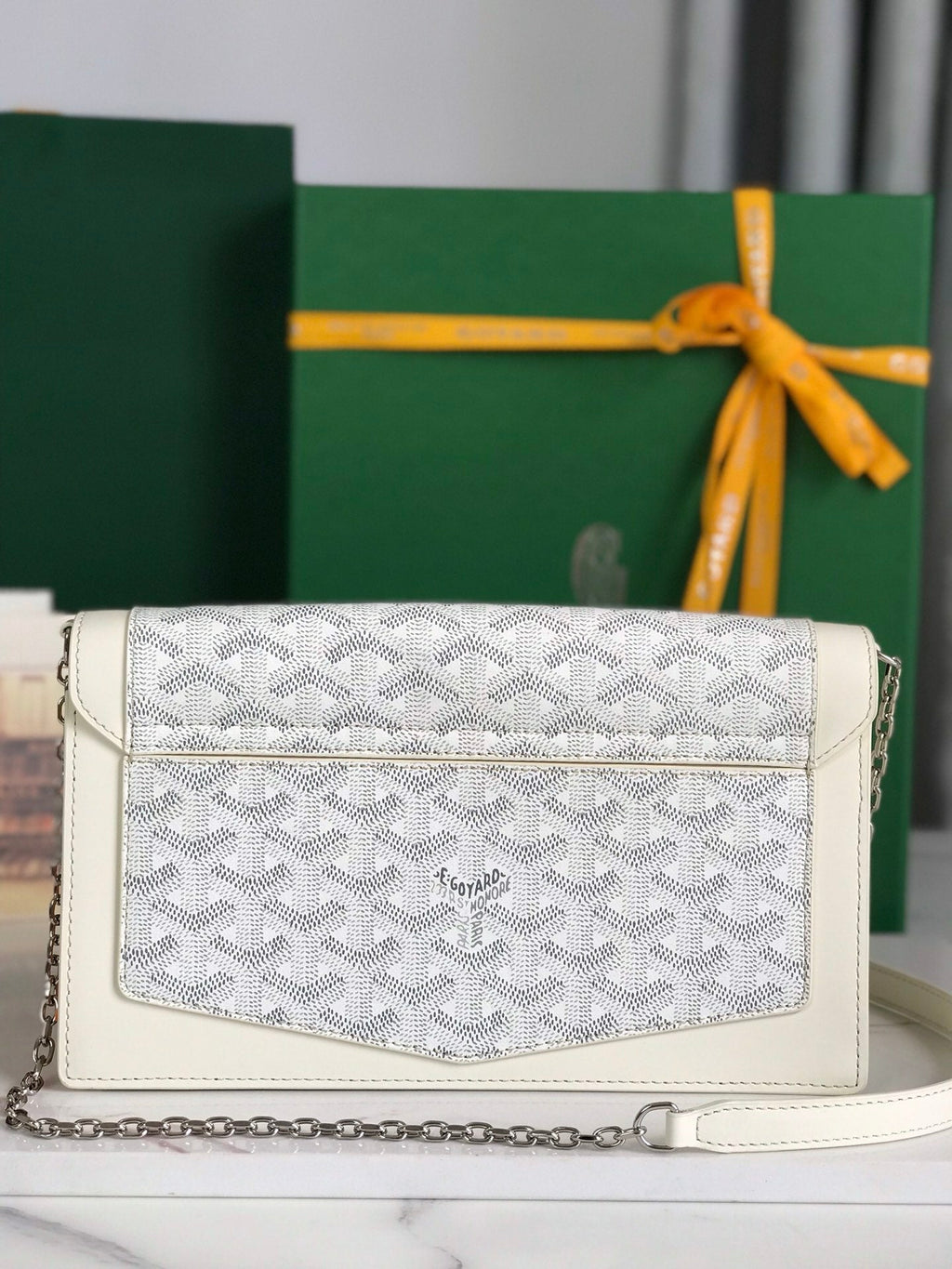 Goyard Duchesse Marie-Caroline Bag 25 in White Goyardine Canvas and Smooth Calfskin