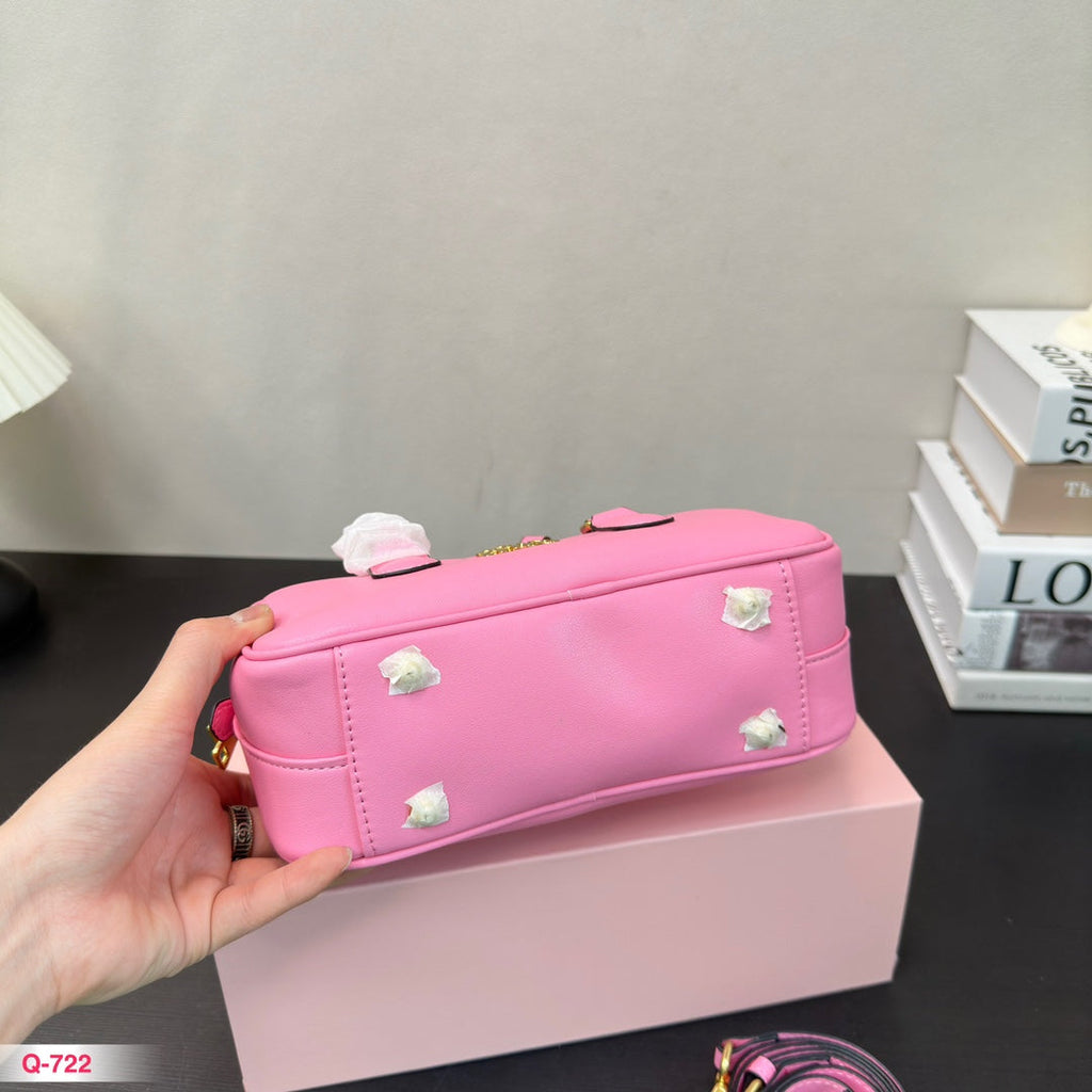 Arcadie 22 Bag in Light Pink Calfskin