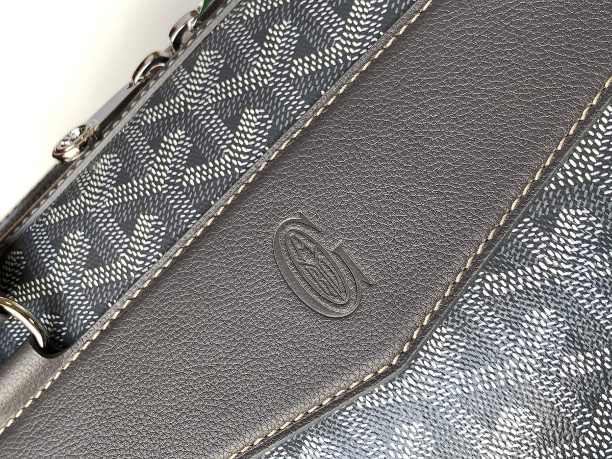 Goyard Cisalpin Document Case 39 in Gray Goyardine Canvas and Calfskin Bag