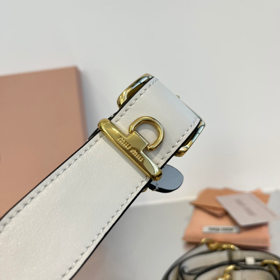 Hobo 20 Bag in White Calfskin