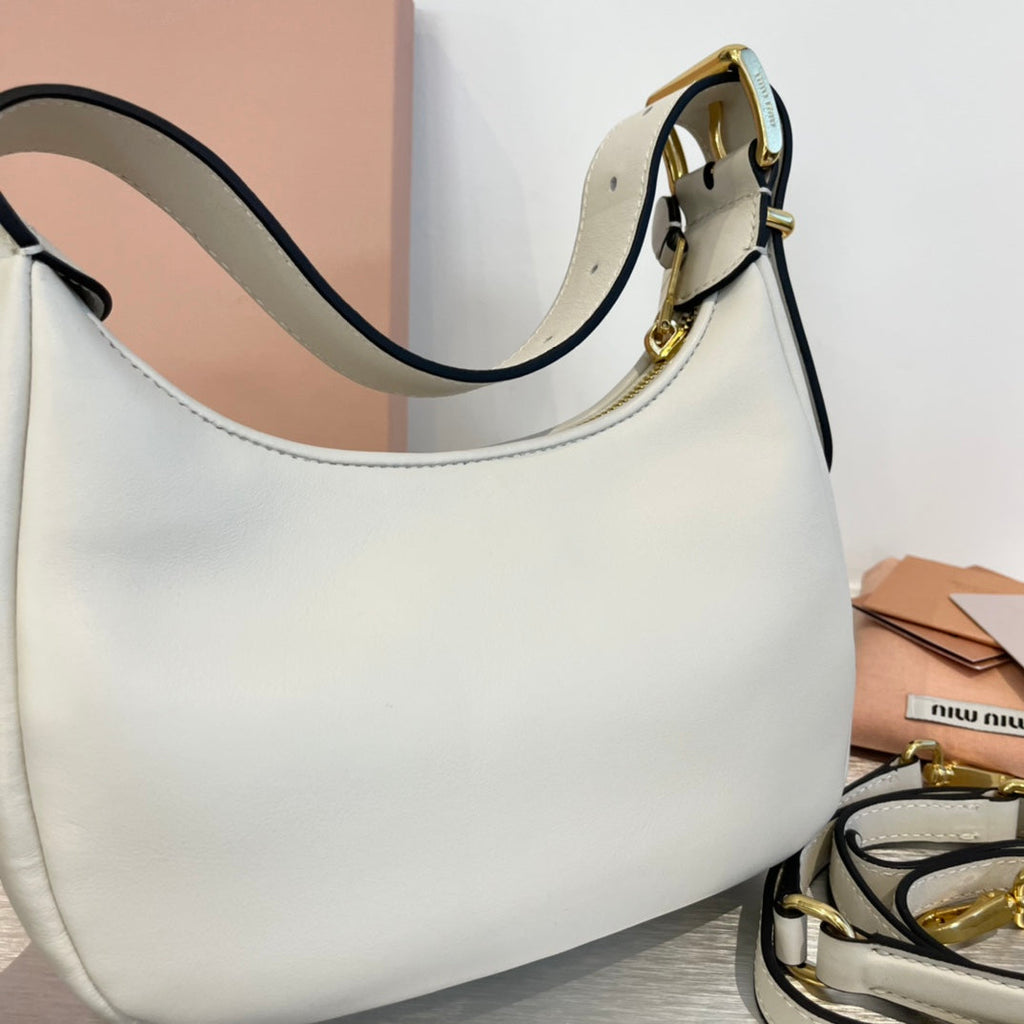 Hobo 20 Bag in White Calfskin