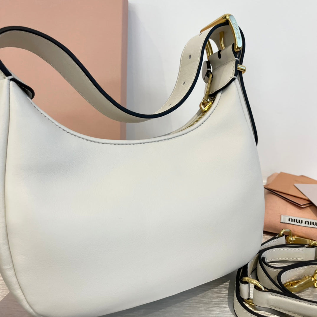 Hobo 20 Bag in White Calfskin