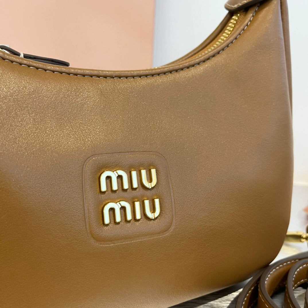 Hobo 20 Bag in Caramel Brown Calfskin