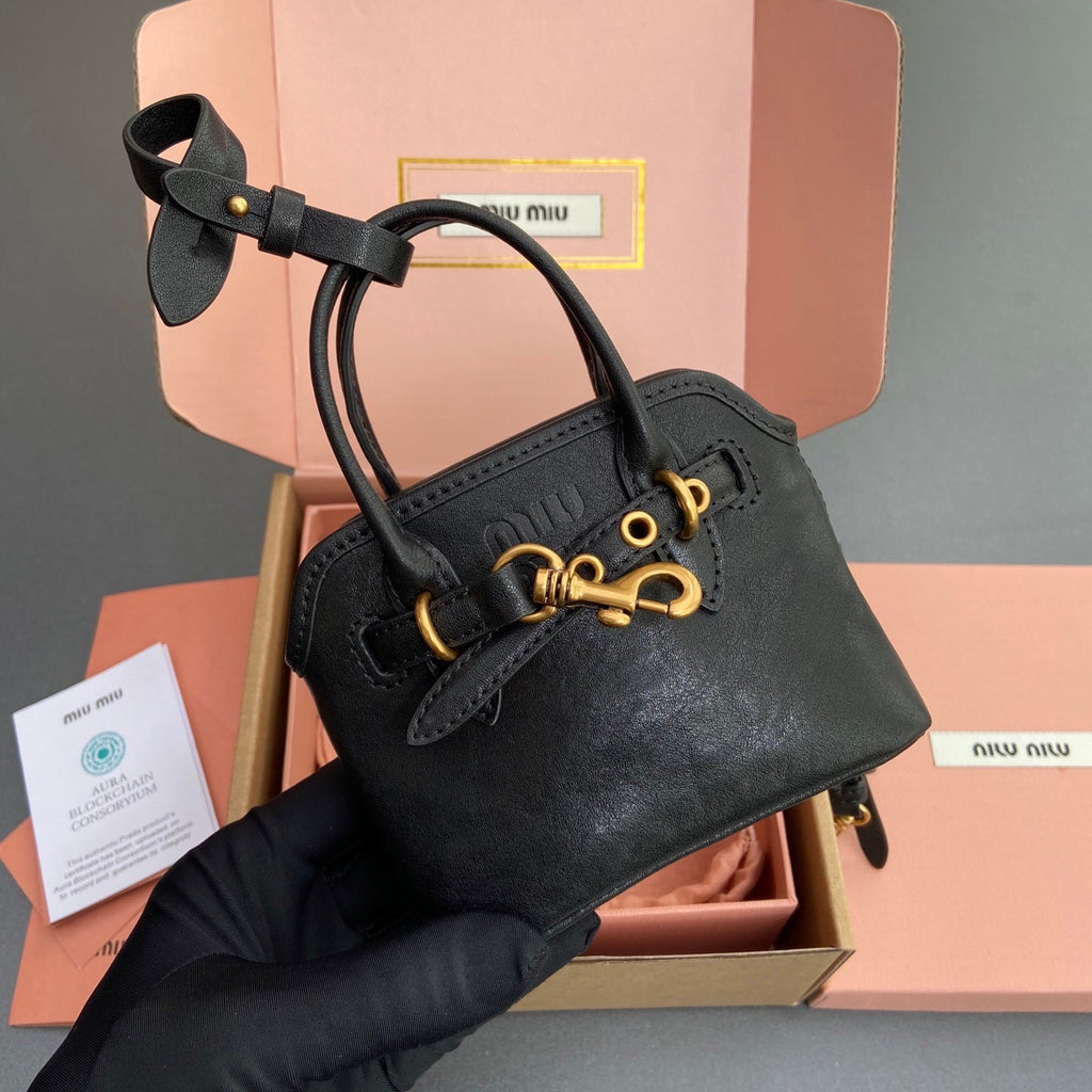 Aventure Bag 13 in Black Shiny Calfskin