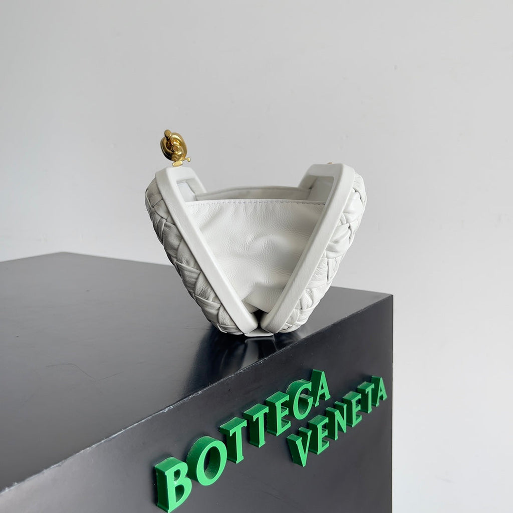Bottega Veneta Classic Knot 20 in White Lambskin Bag