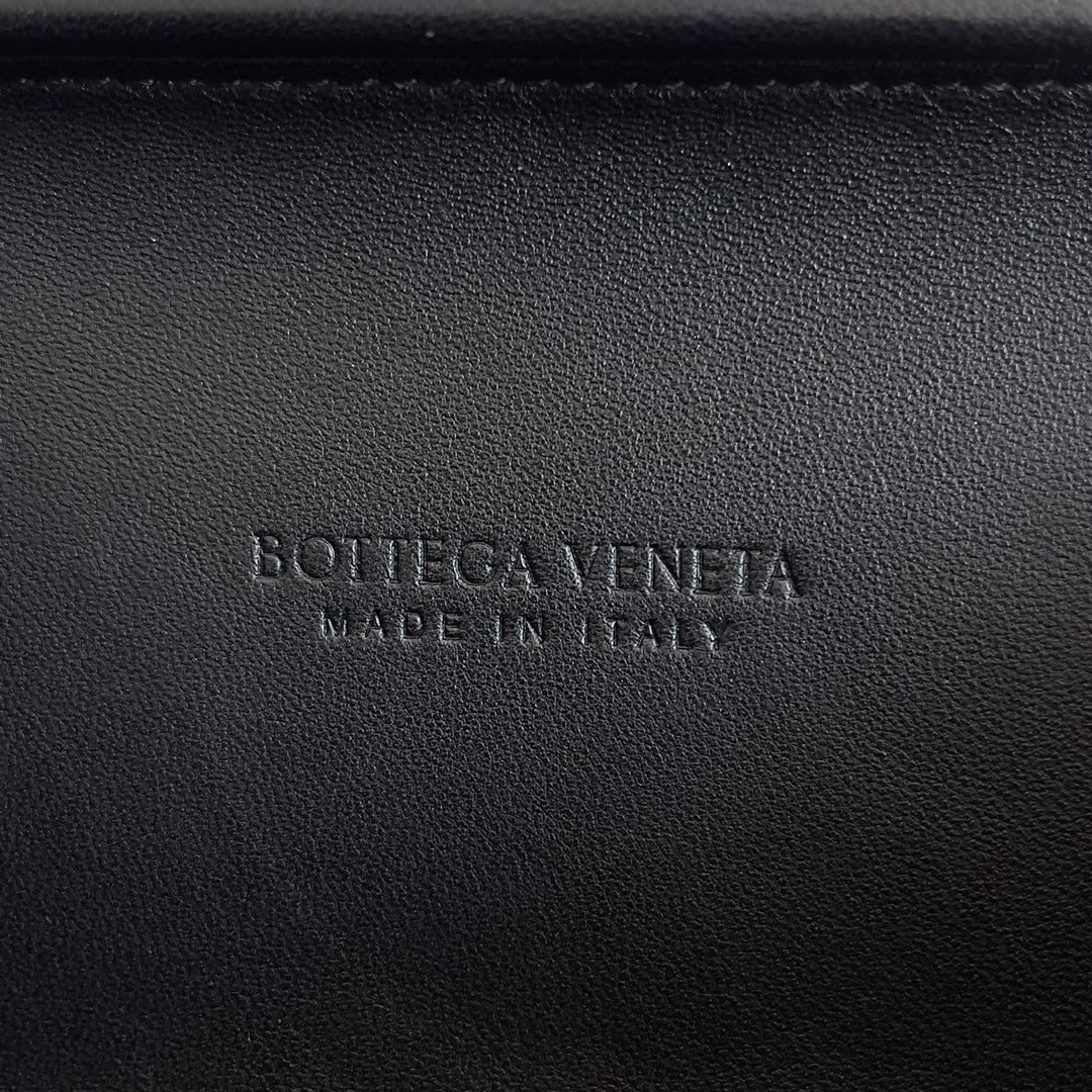 Bottega Veneta Classic Knot 20 in Black Lambskin Bag