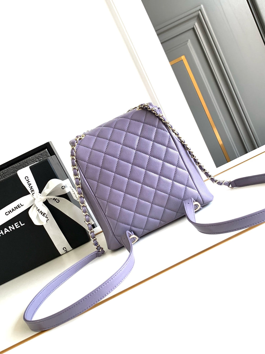 Chanel 25S Backpack 21 cm in Purple Lambskin