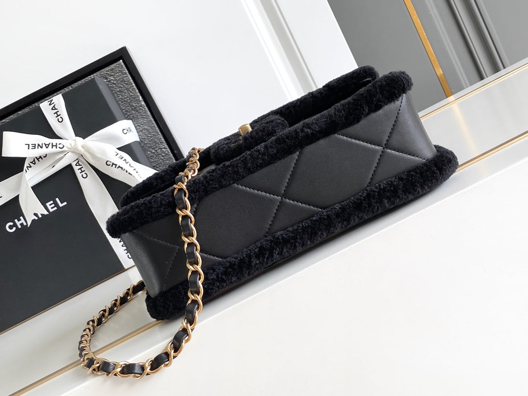 Chanel 25S Flap Bag 23.5 cm in Black Wool and Lambskin