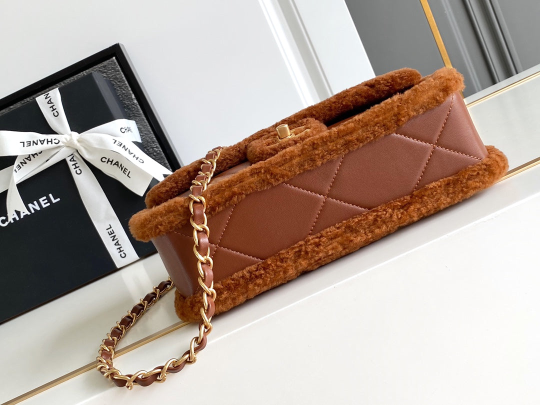 Chanel 25S Flap Bag 23.5 cm in Brown Wool and Lambskin