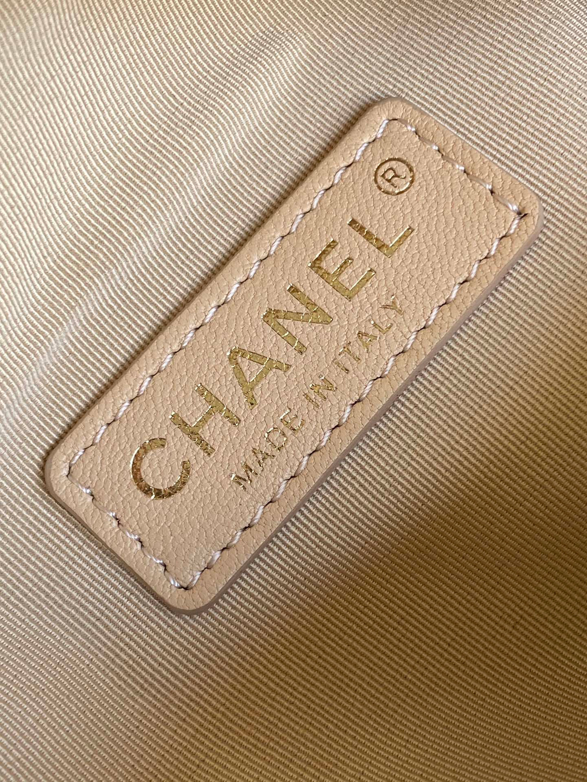 Chanel 25S Camera Bag 23 in Beige Lambskin with Gold Hardware