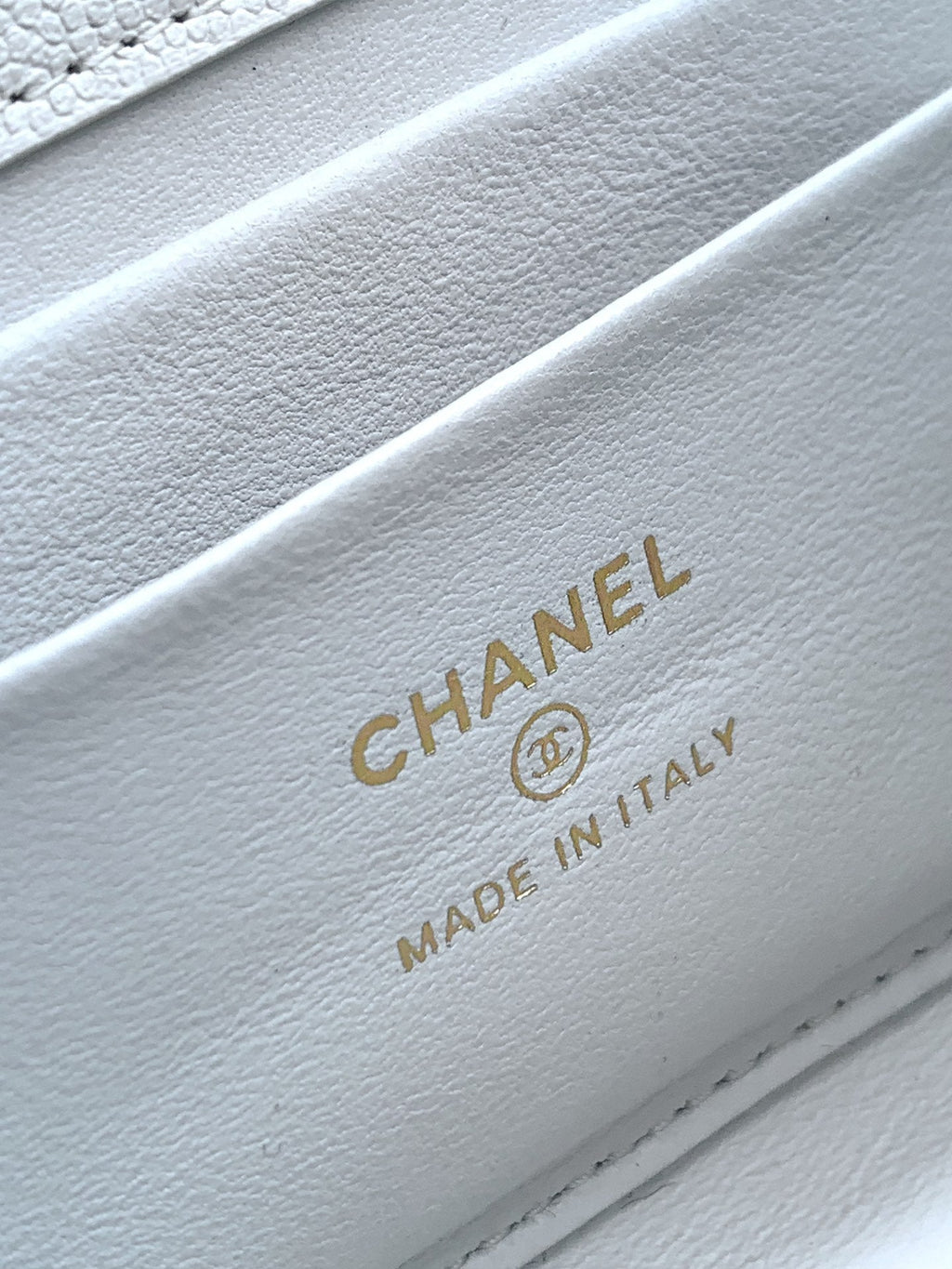 Chanel 25S Kelly Bag 18 in White Caviar Leather with Gold Hardware