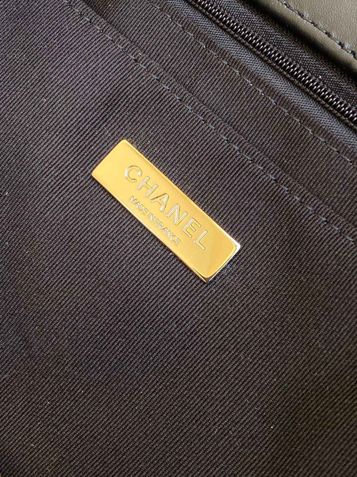 Chanel 25S Shopping Bag 34 in Black Mix Grey Tweed