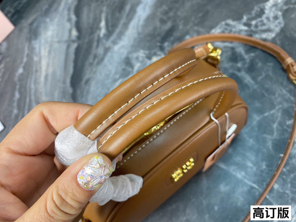 Half - Moon Bag 23 in Caramel Brown Calfskin