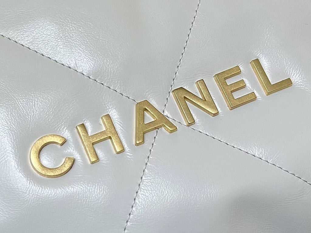 Chanel 19 Hobo Bag 43cm White Goatskin Gold Hardware