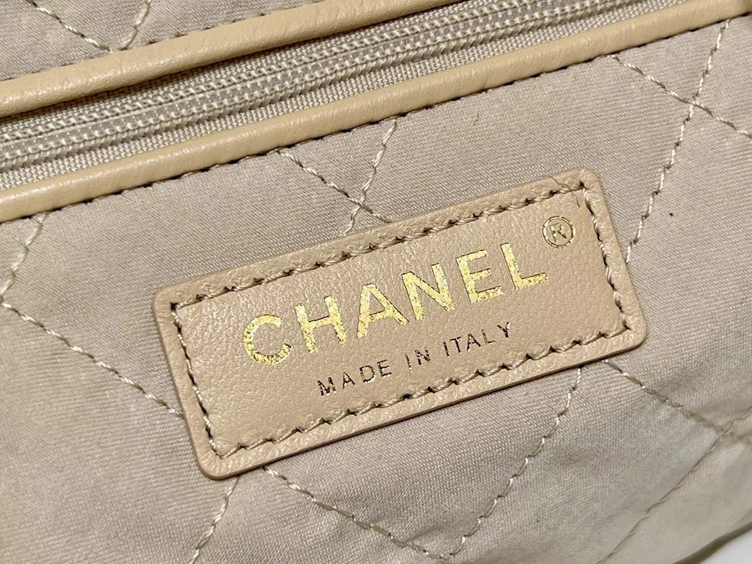 Chanel 19 Hobo Bag 43cm White Goatskin Gold Hardware
