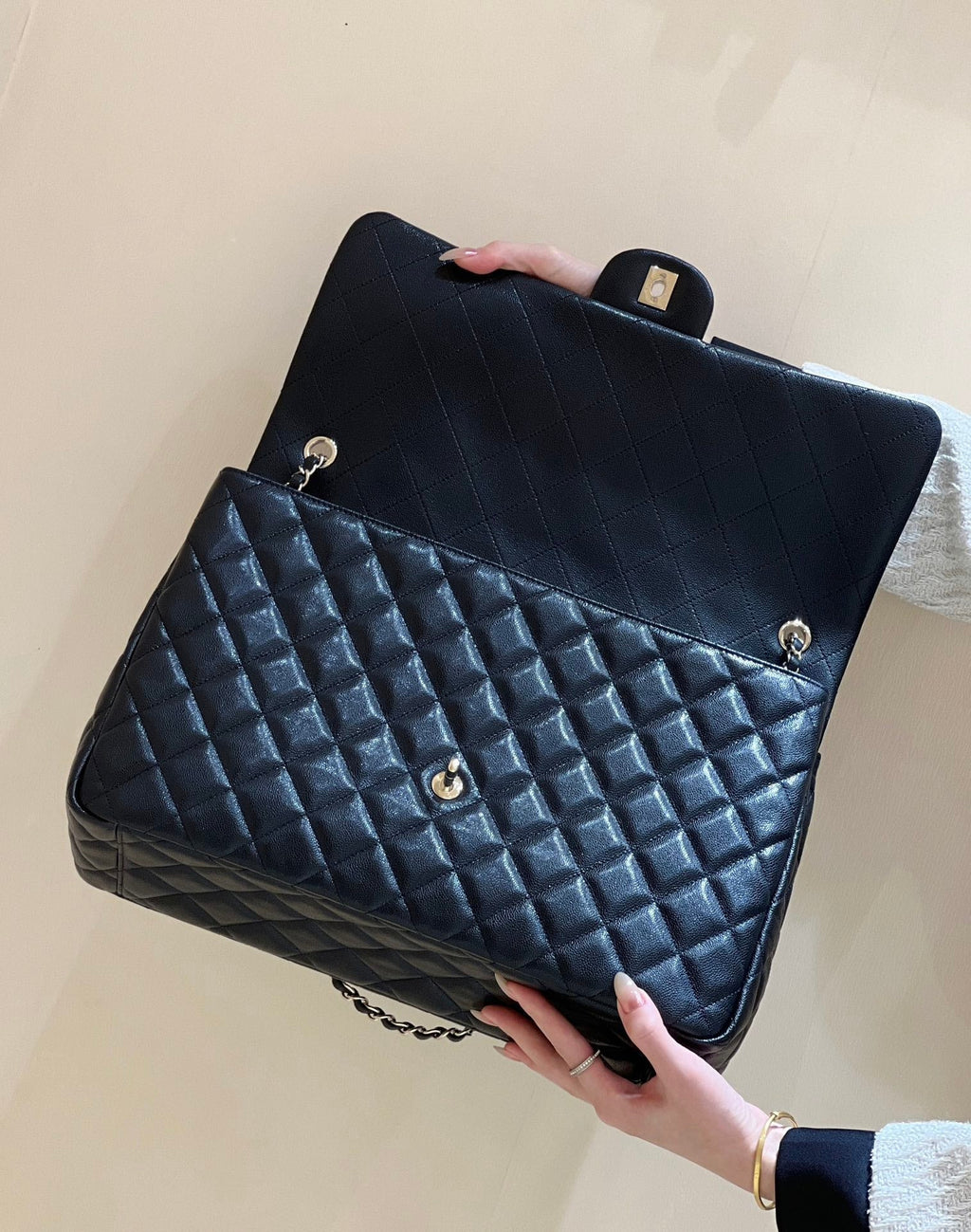 Chanel 25S Classic Jumbo Bag 38 in Black Lambskin