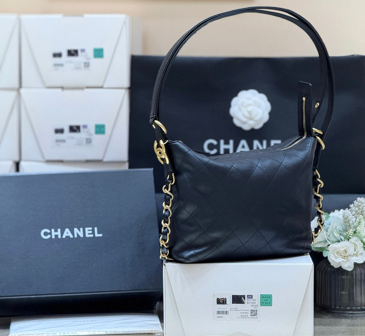 Chanel 25S Mini Maxium Old Hobo Bag 31 in Black Calfskin