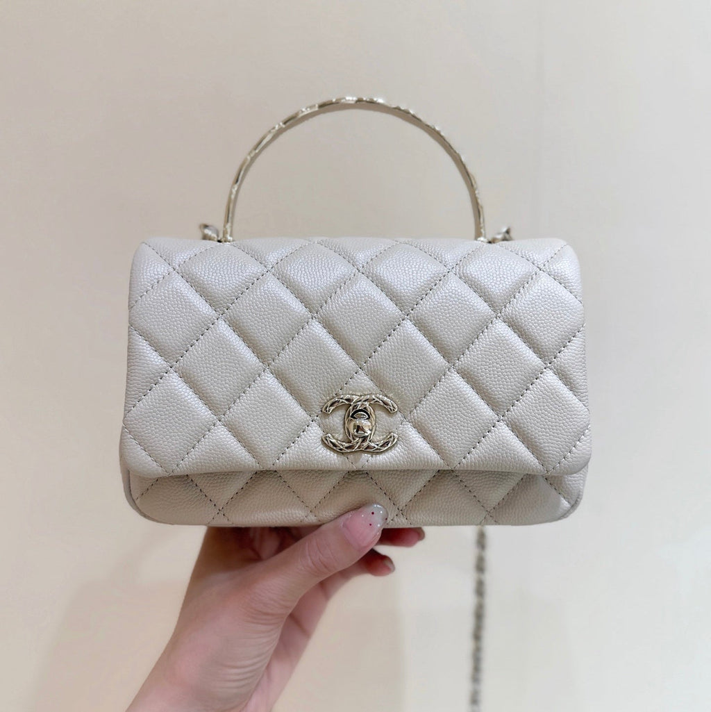 Chanel 25S Coco Crush Handle 18 in Nude Calfskin Gold Hardware Bag
