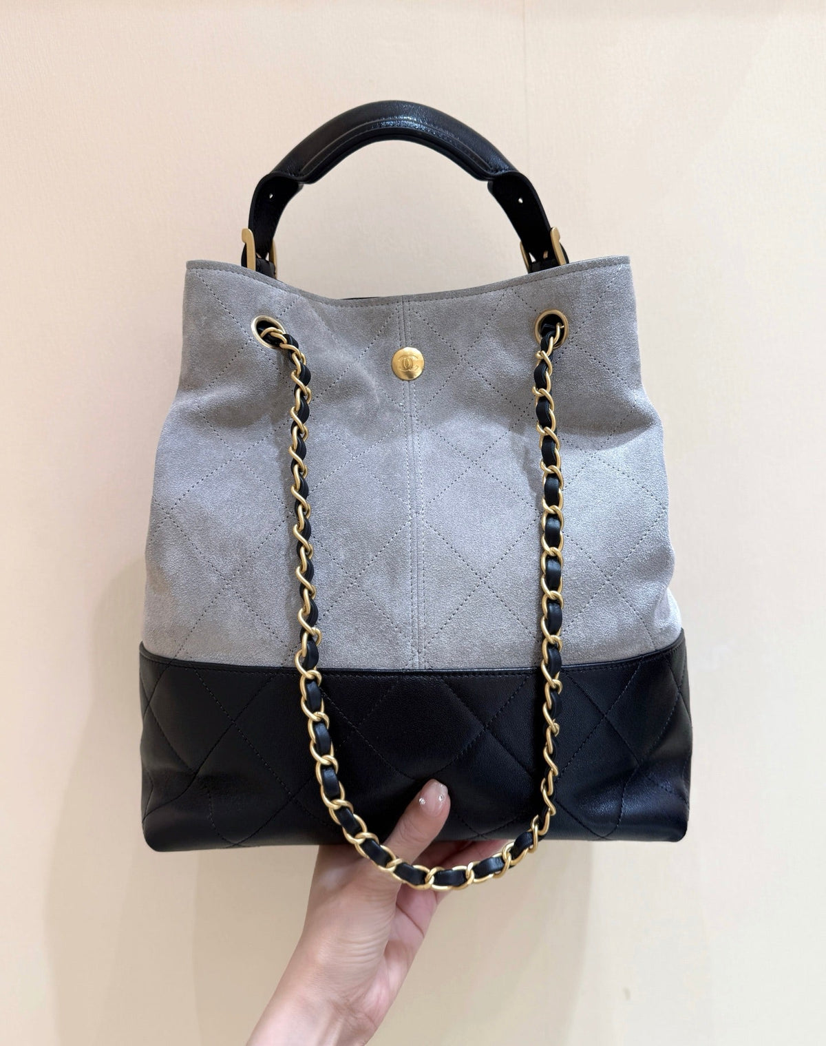 Chanel 25S Shopping Bag 33 in Grey and Black Suede Calfskin