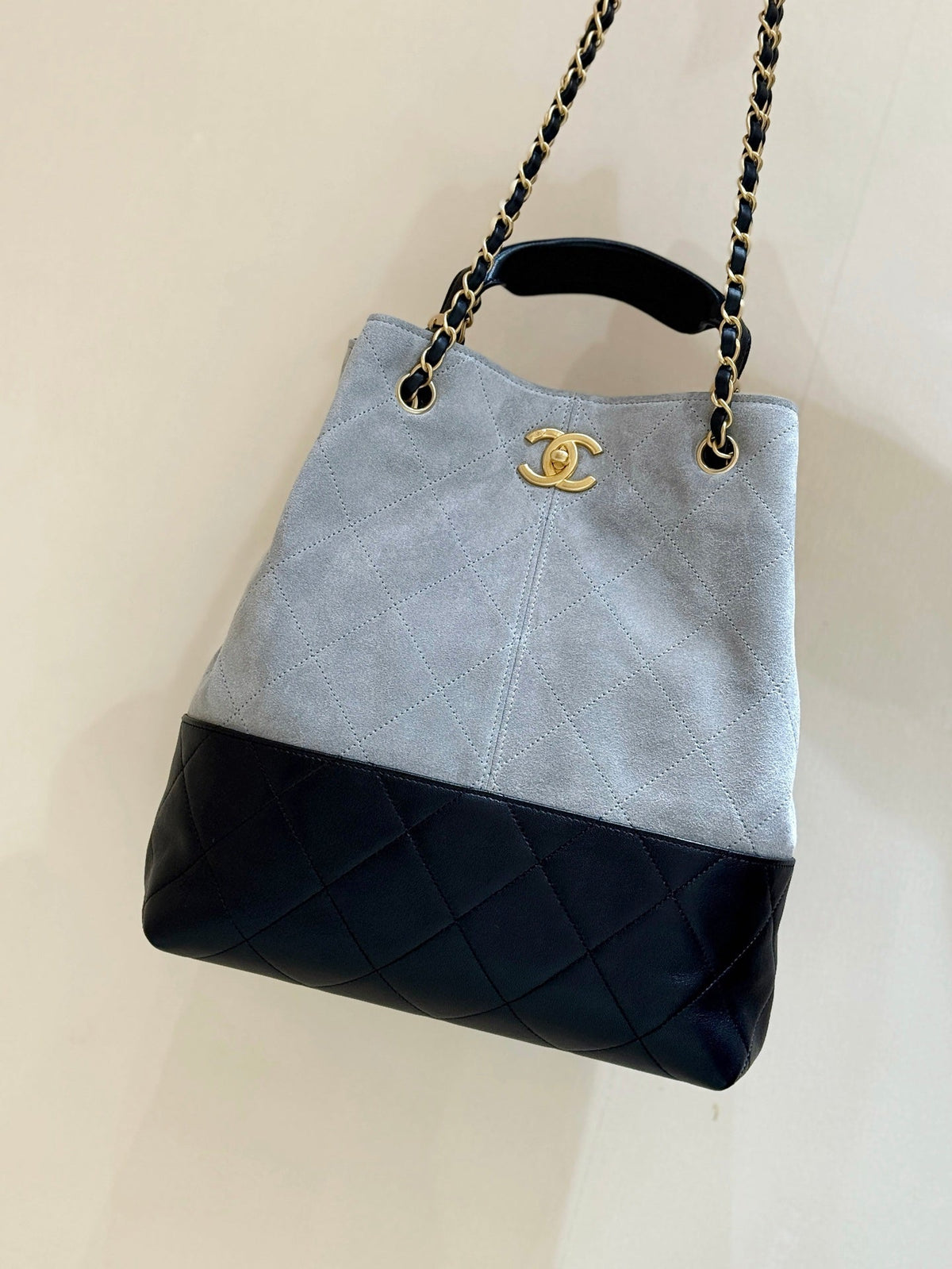 Chanel 25S Shopping Bag 33 in Grey and Black Suede Calfskin