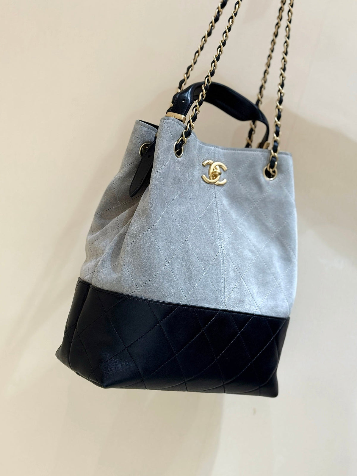 Chanel 25S Shopping Bag 33 in Grey and Black Suede Calfskin