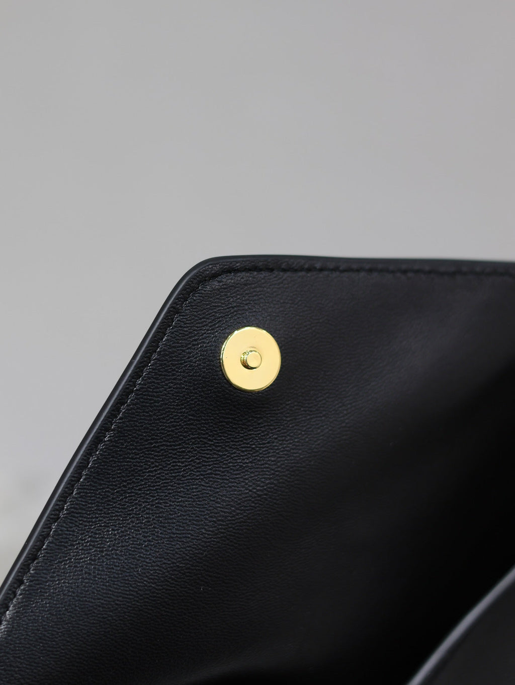 Saint Laurent Envelope Clutch 21 in Black Calfskin