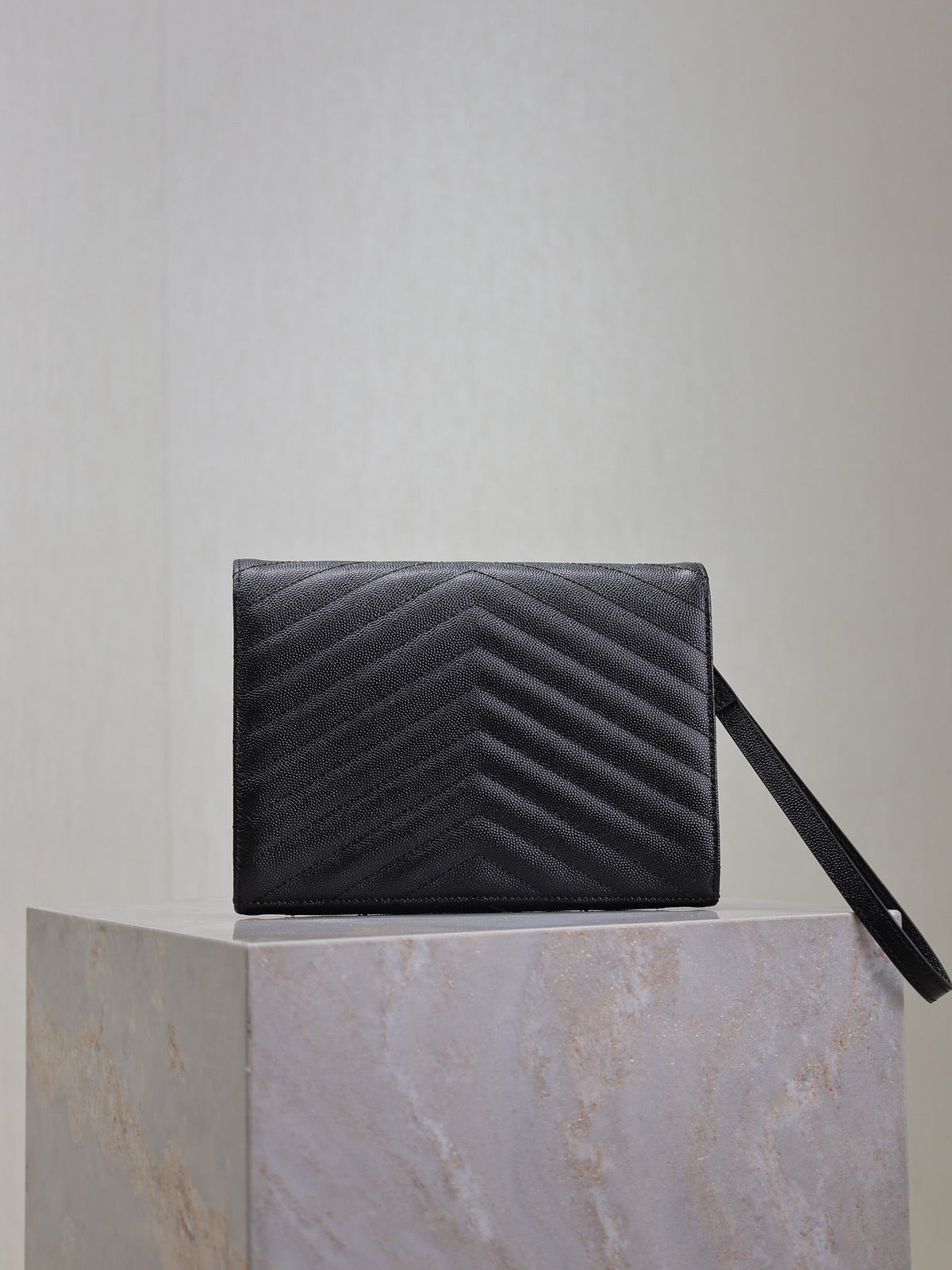 Saint Laurent Cassandre Clutch 21 in Black Lambskin Gold Hardware