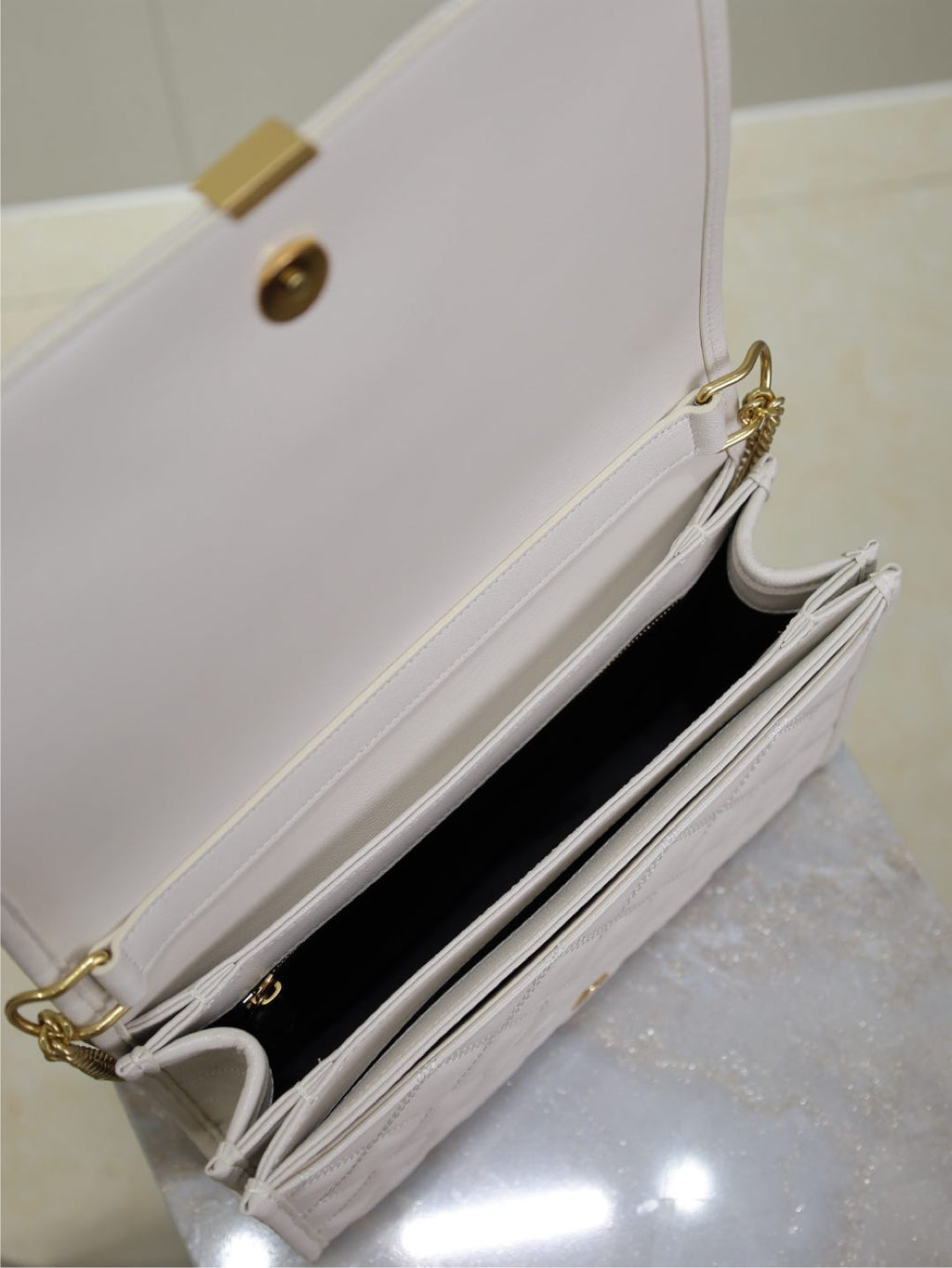 Saint Laurent Becky 26 in White Quilted Lambskin Gold Hardware Bag