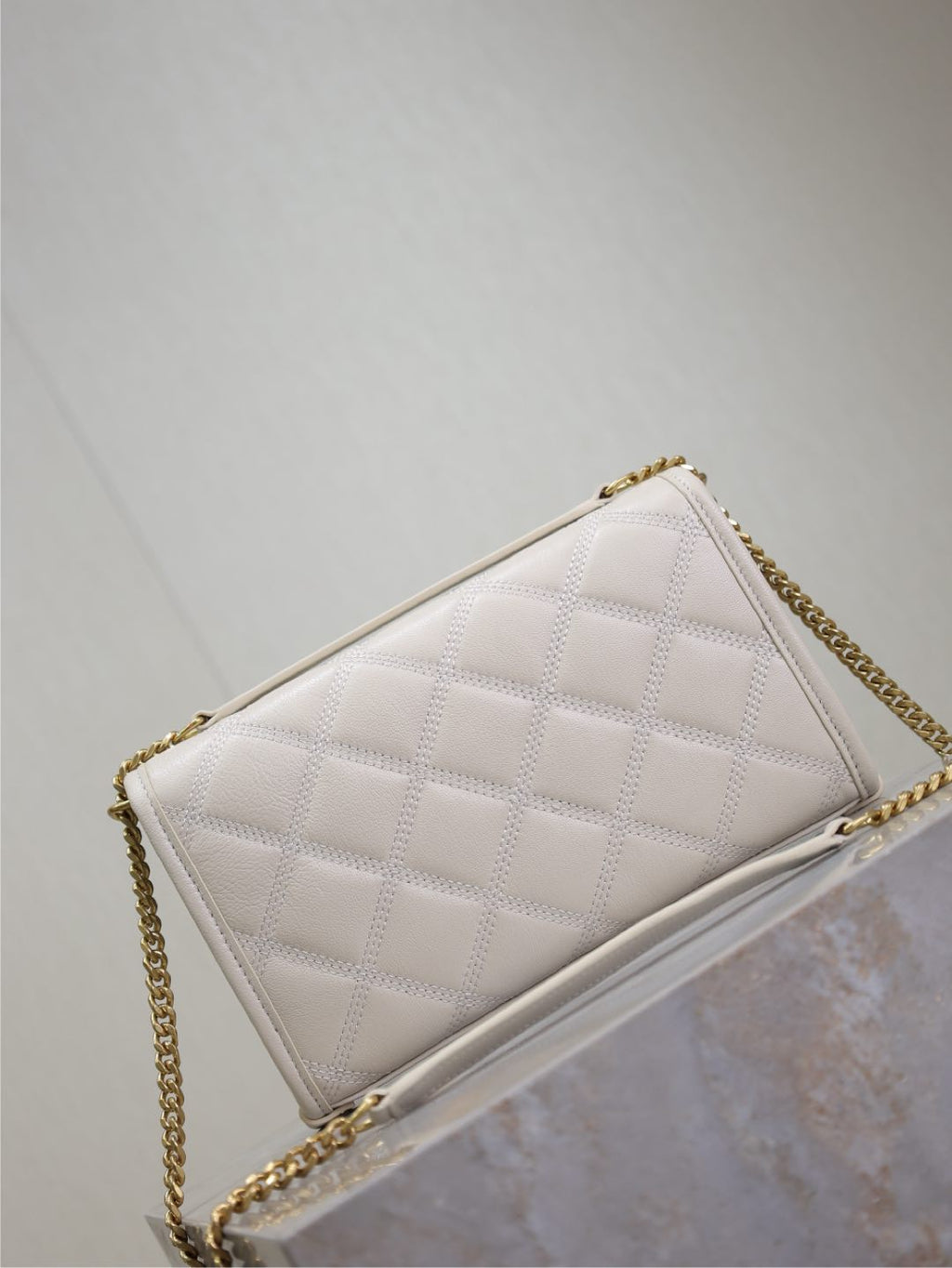 Saint Laurent Becky 22 in White Quilted Lambskin Gold Hardware Bag