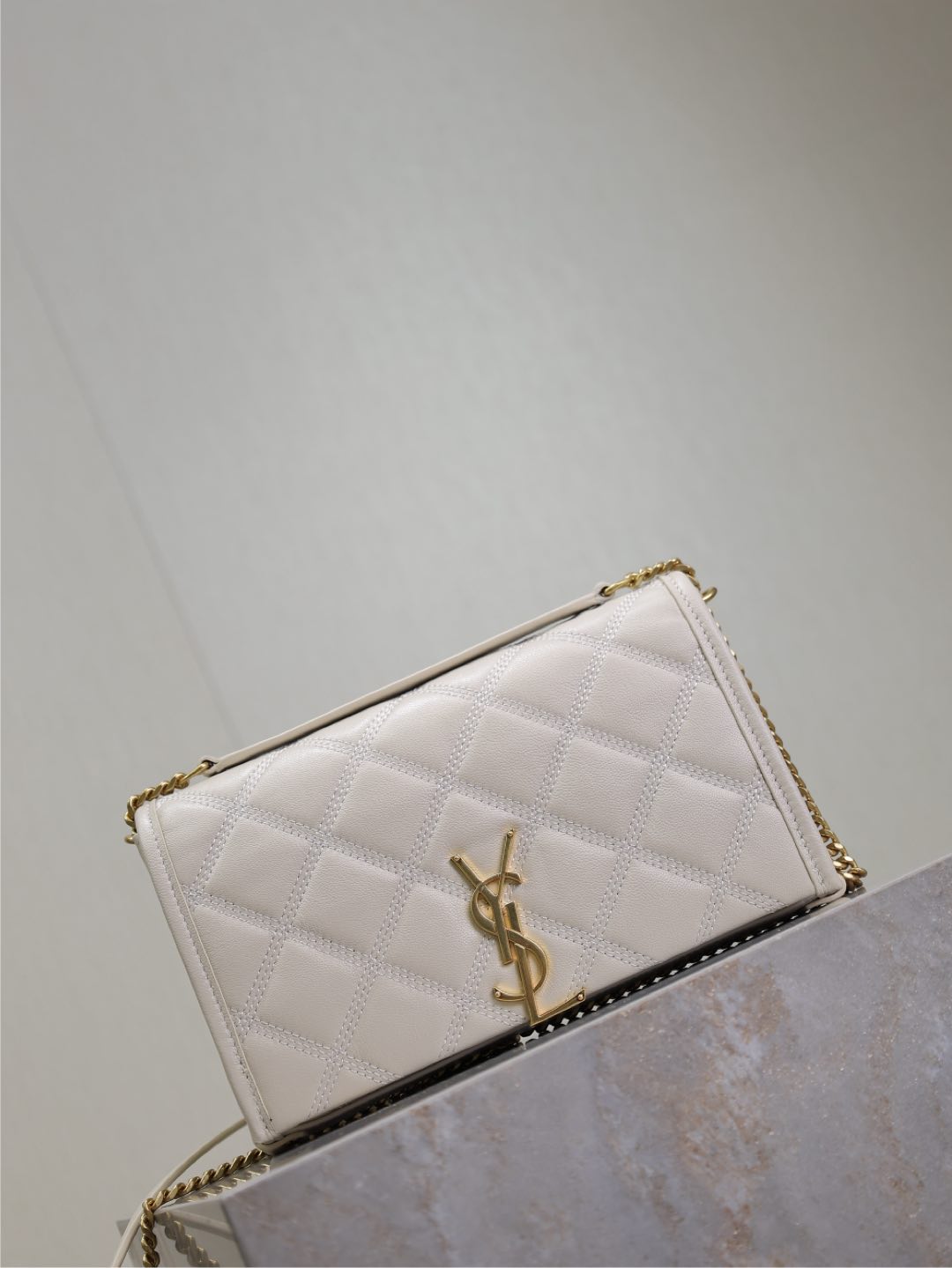 Saint Laurent Becky 22 in White Quilted Lambskin Gold Hardware Bag