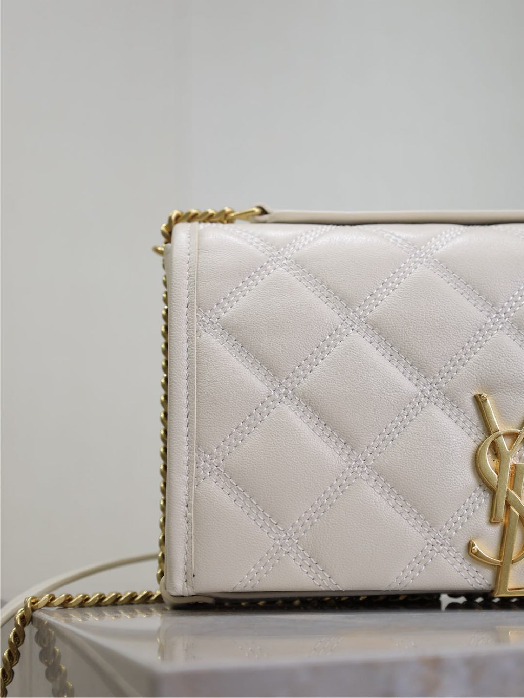 Saint Laurent Becky 22 in White Quilted Lambskin Gold Hardware Bag