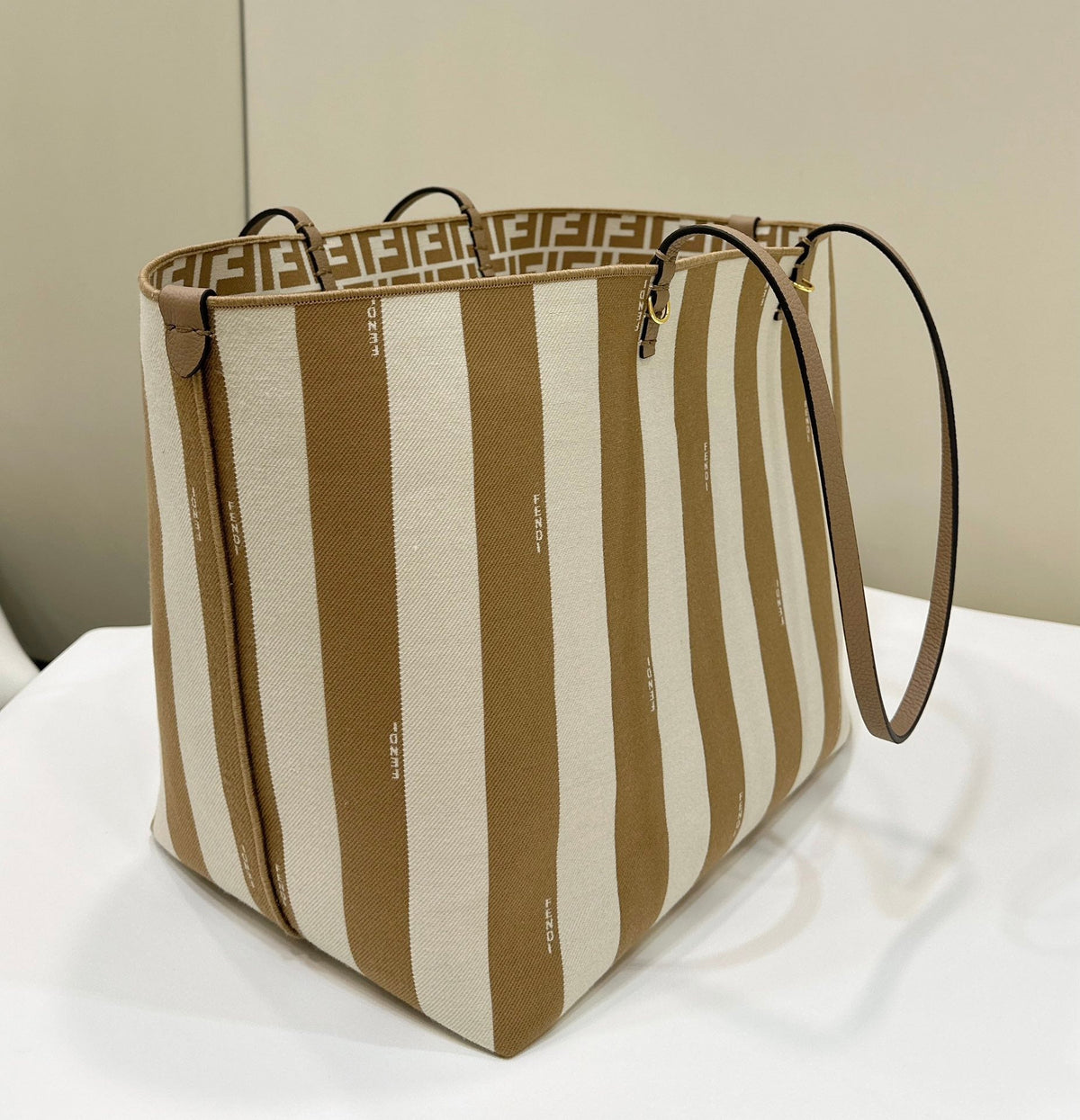 Fendi Roll 33 Tote Bag in Peanut Brown Mix White Canvas