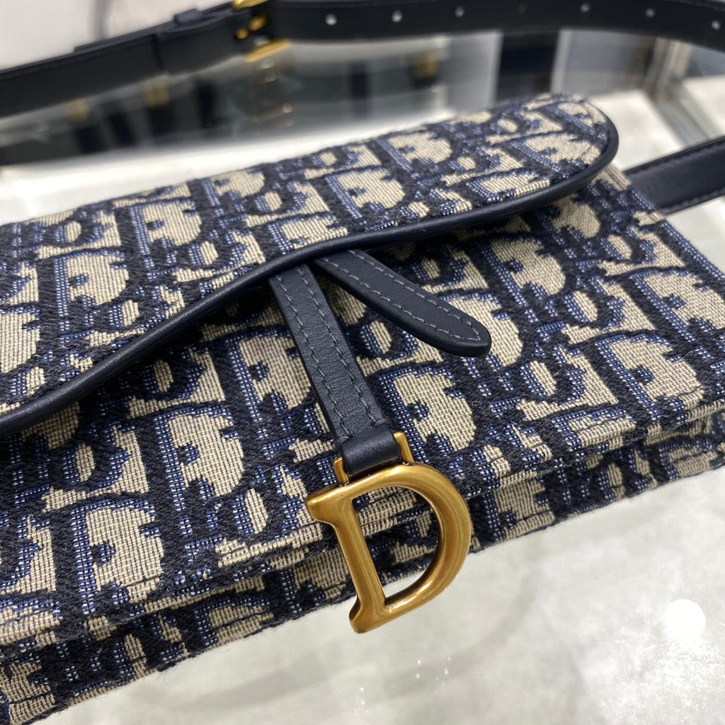 CD Saddle 17cm Belt Beg Blue Oblique Embroidery