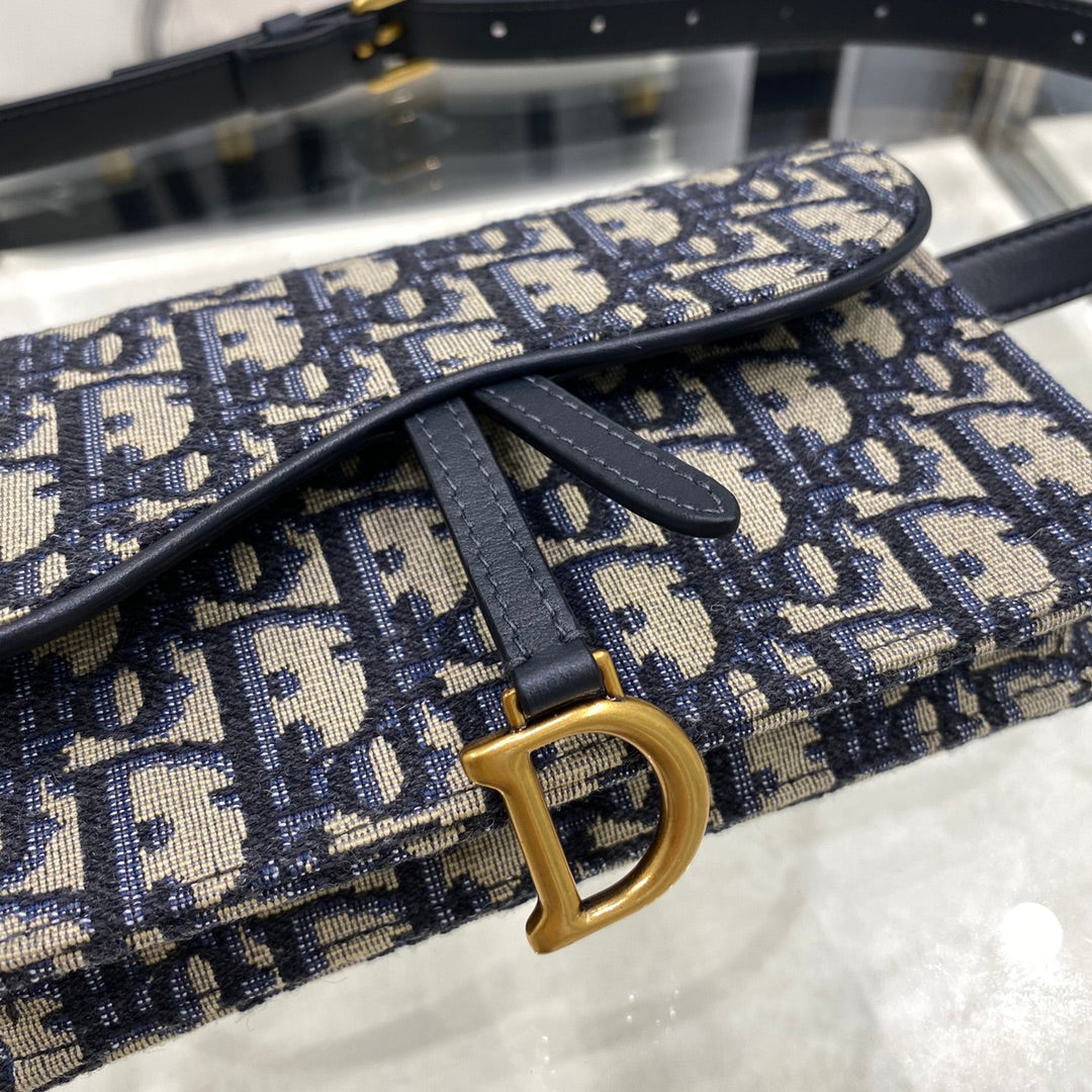 CD Saddle 17cm Belt Beg Blue Oblique Embroidery