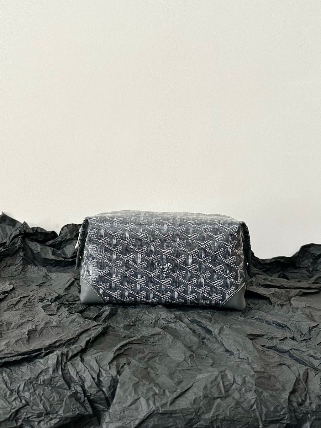 Goyard Goya Cosmetic Bag 24cm Grey Canvas