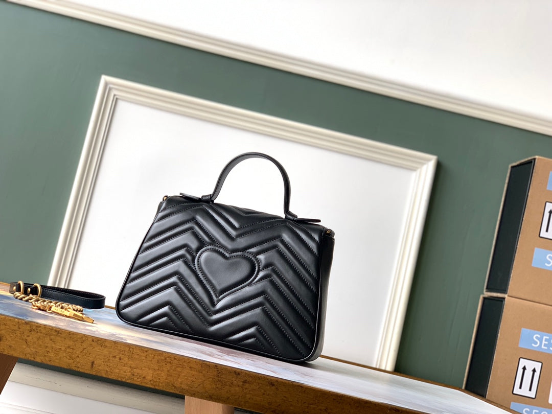 Gucci Marmont 26.5cm Black Calfskin Gold Hardware Bag
