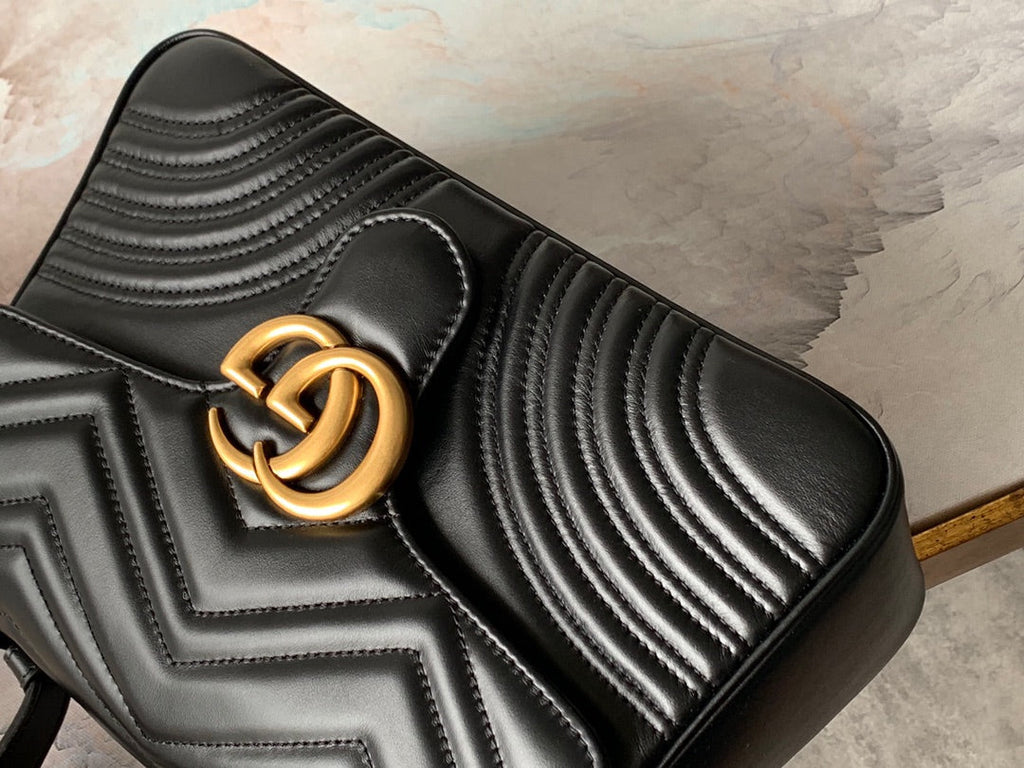 Gucci Marmont 26.5cm Black Calfskin Gold Hardware Bag