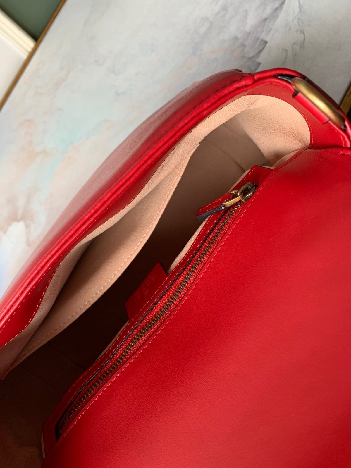 Gucci Marmont 26.5cm Red Calfskin Gold Hardware Bag