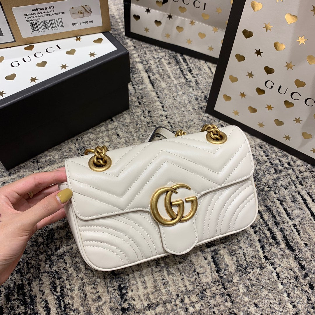 Gucci Marmont 22cm White Calfskin Gold Hardware Bag