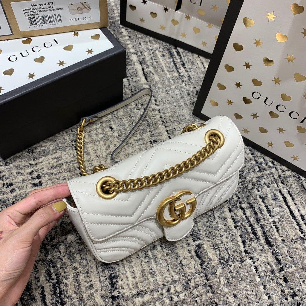 Gucci Marmont 22cm White Calfskin Gold Hardware Bag