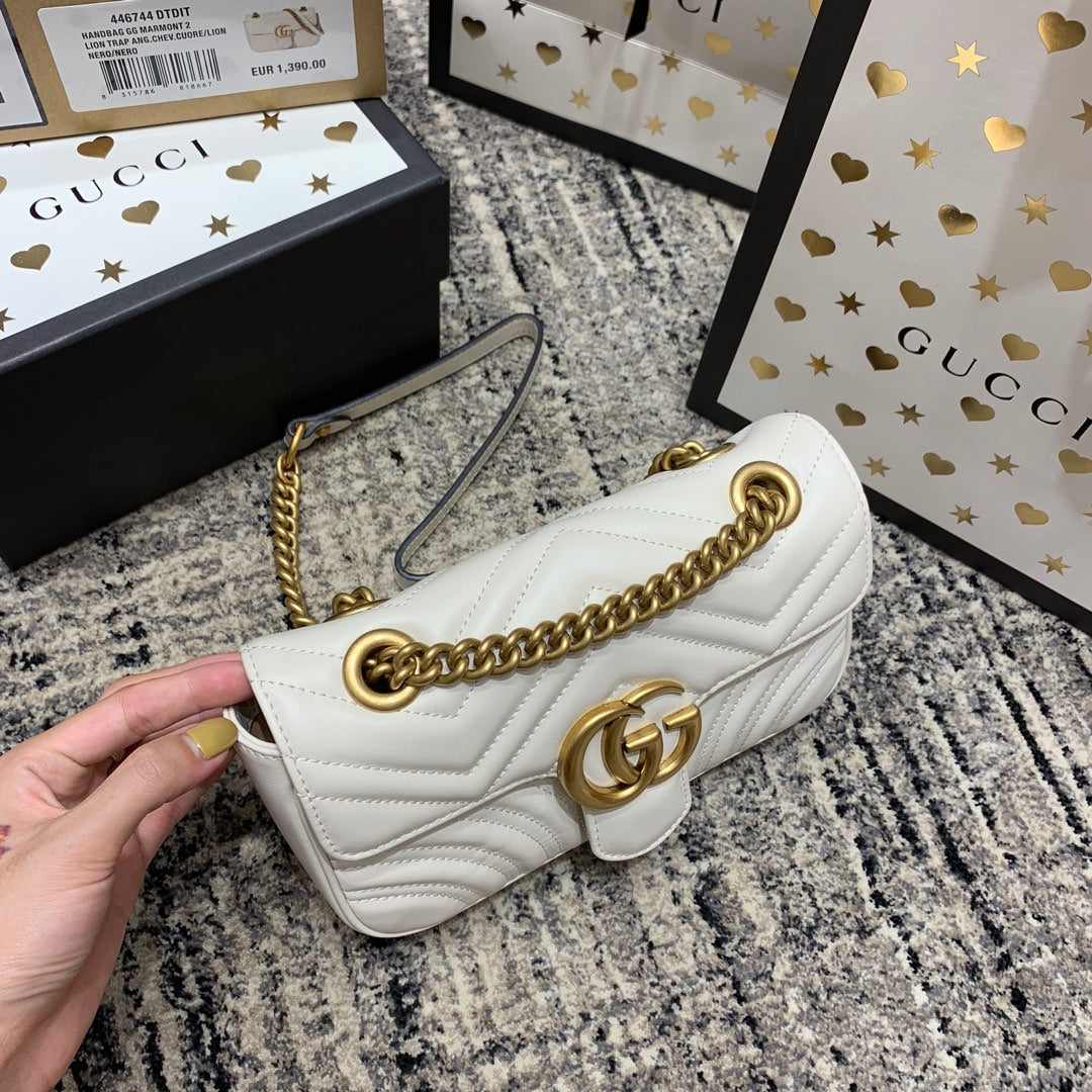 Gucci Marmont 22cm White Calfskin Gold Hardware Bag