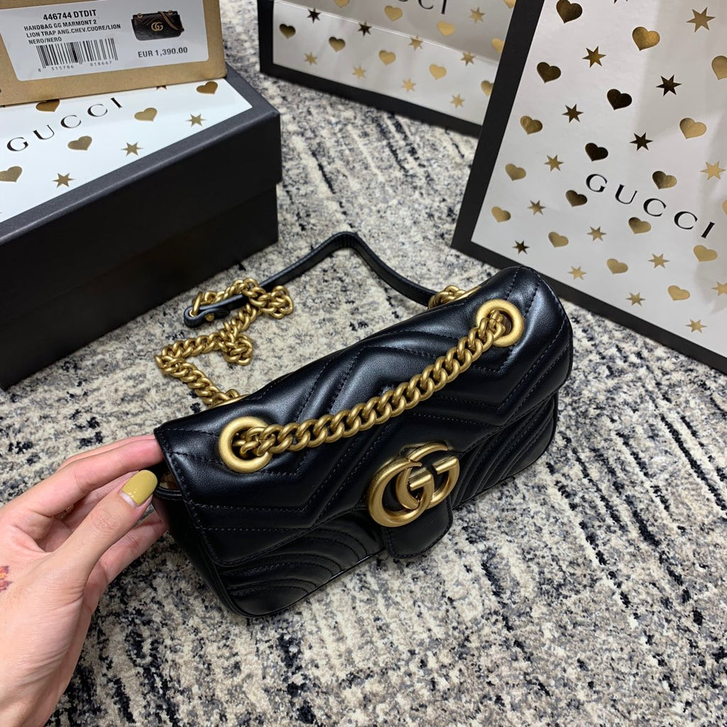 Gucci Marmont 22cm Black Calfskin Gold Hardware Bag