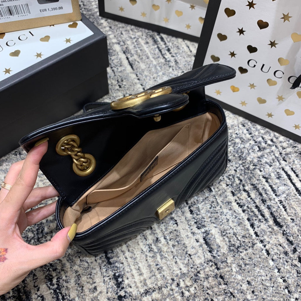 Gucci Marmont 22cm Black Calfskin Gold Hardware Bag