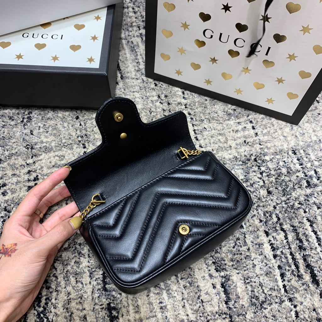 Gucci Marmont Mini 16.5cm Black Calfskin Gold Hardware Bag