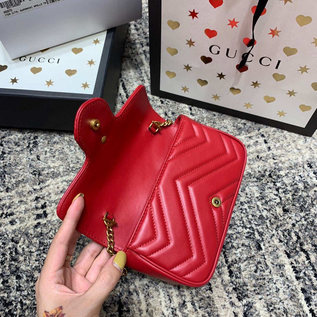 Gucci Marmont Mini 16.5cm Red Calfskin Gold Hardware Bag