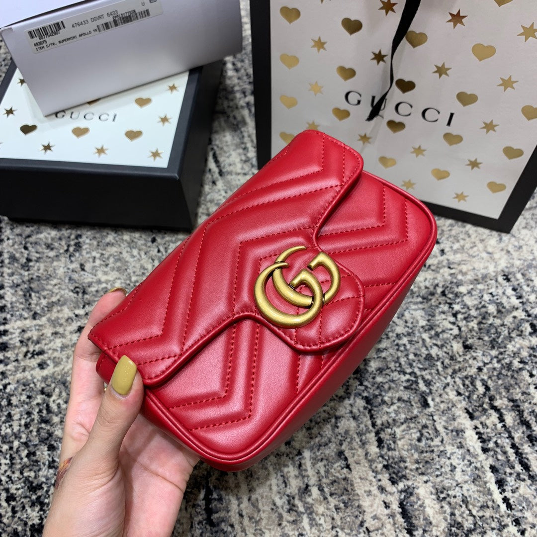 Gucci Marmont Mini 16.5cm Red Calfskin Gold Hardware Bag